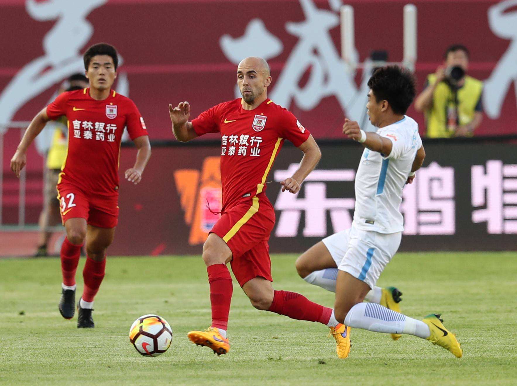 爱游戏-包含长春亚泰队战胜强敌，积分不断攀升的词条