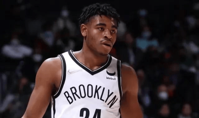 爱游戏登录-法国球员贝拉尤特转会NBA引发球迷讨论