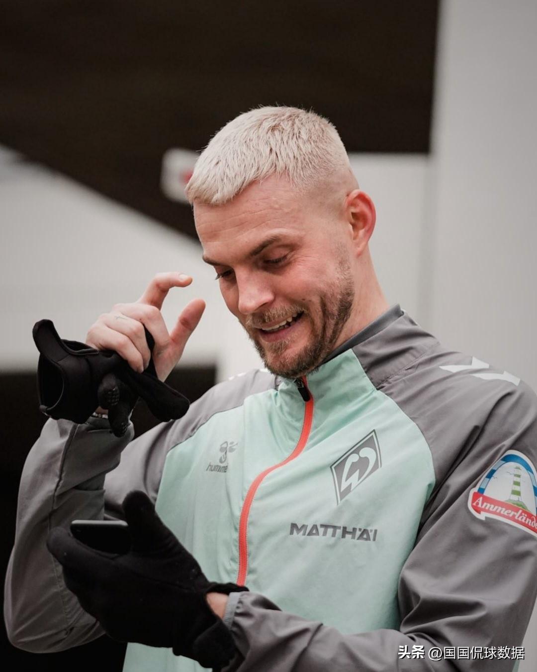 包含弗赖堡遭遇挫折，必须调整状态迎接下阶段比赛的词条