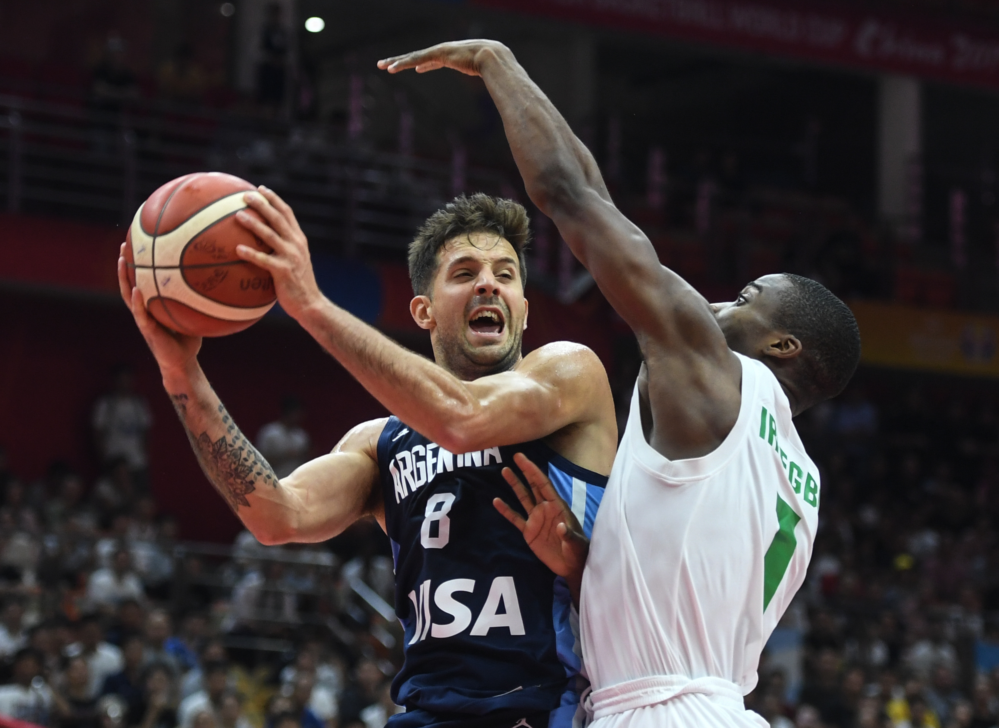 尼日利亚队战术调整，小组赛表现出色