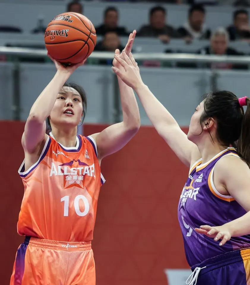 广州女篮险胜浙江队，主教练颇为满意的简单介绍