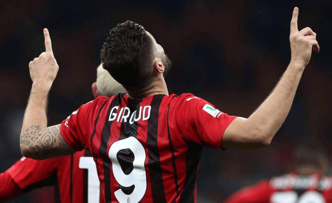 关于AC米兰客场击败萨索洛，保持不败纪录的信息